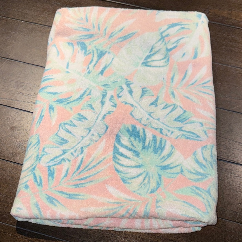 Tropical Leaf Beach Towel - Pink and Green